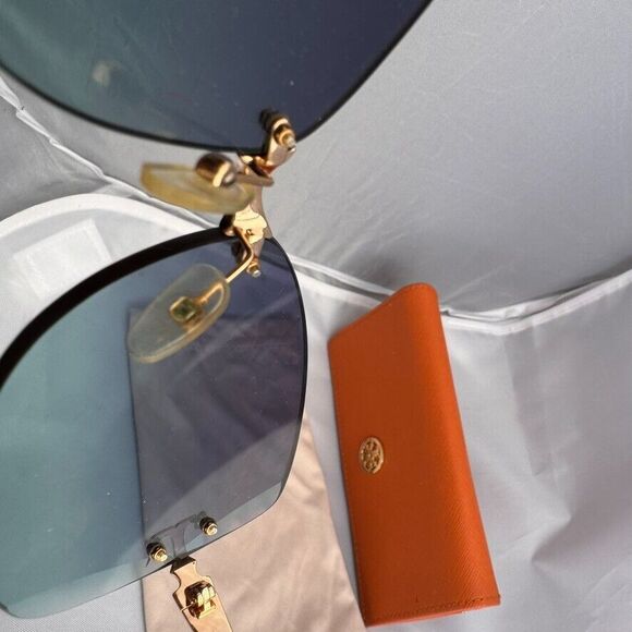 Tory Burch Sunglasses Butterfly Rimless Green ty6030 106 45 61 12 135  w/case - Picture 3 of 16